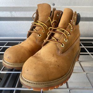 Timberland Boys Premium 6 Inch Wheat Nubuck Boots Youth Size 3 Workwear Logo